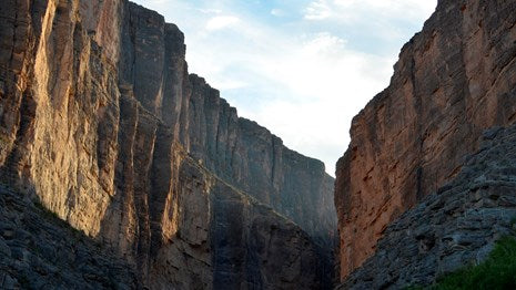 5 Beautiful and Unique National Parks To Visit