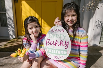 5 FUN ONLINE EASTER EVENTS TO DO WITH YOUR FAMILY